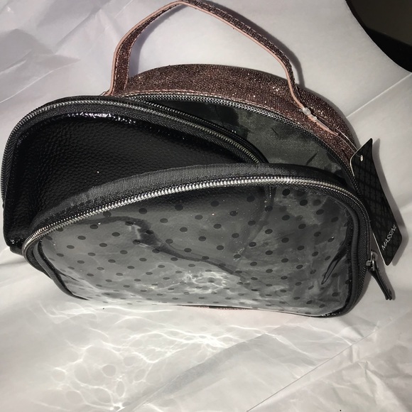 Massini Rose Gold and Black Cosmetic travelbag NWT - Picture 5 of 5